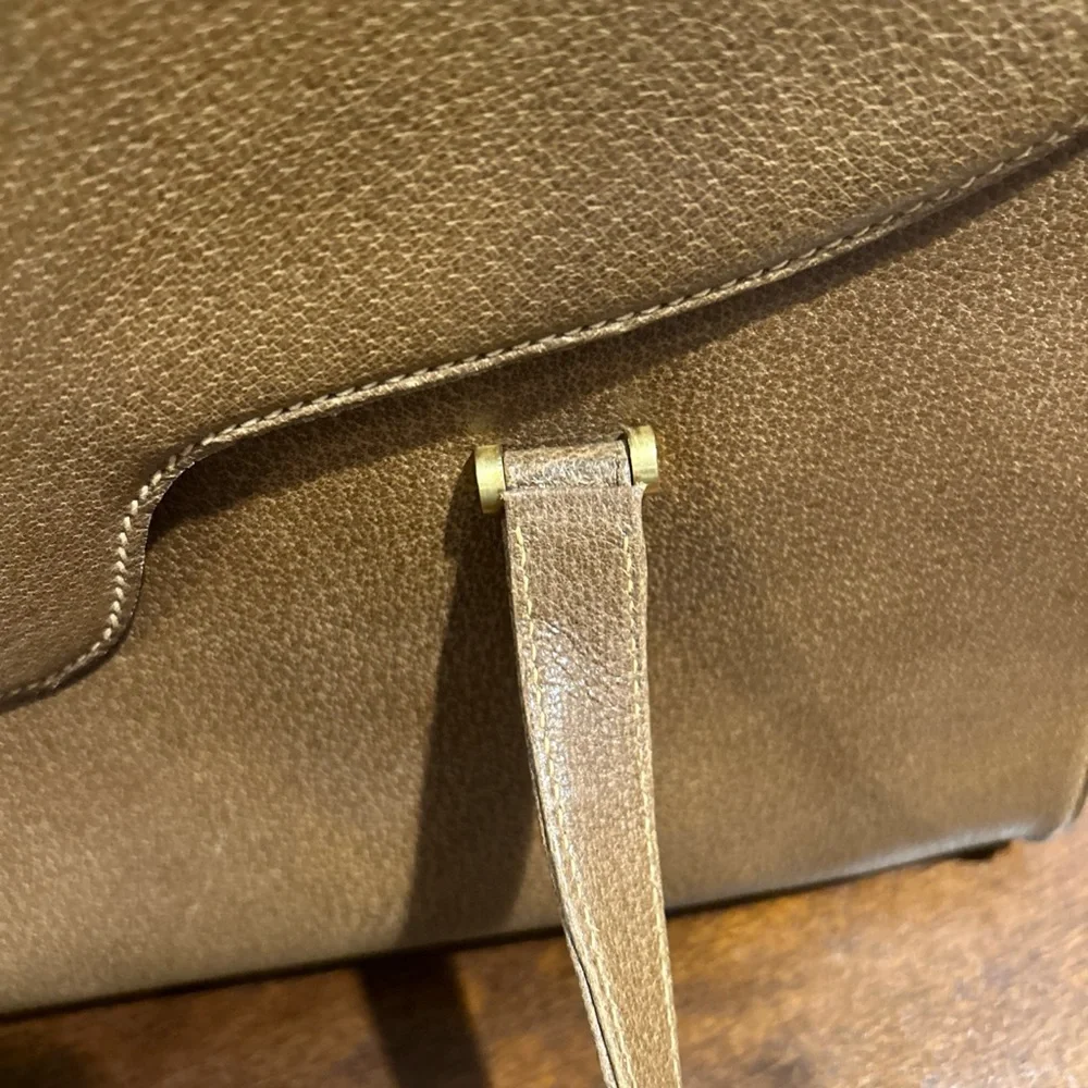Gucci Vintage Leather Laptop Bag e.
